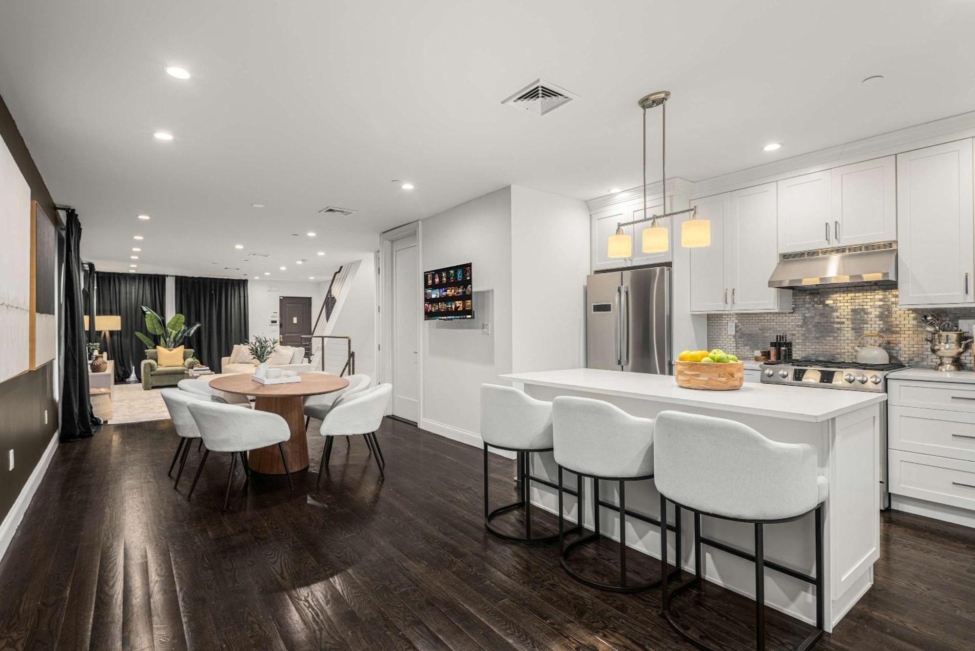Luxe Harlem Retreat 3br Designer W Parking Apartamento